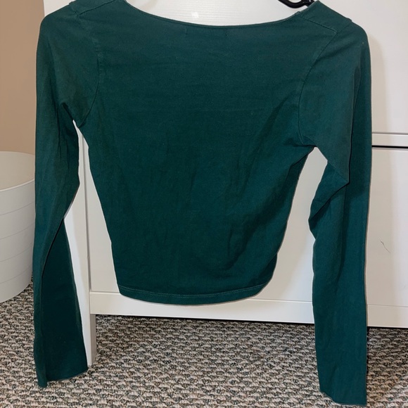 Brandy Melville long sleeve - Picture 2 of 2